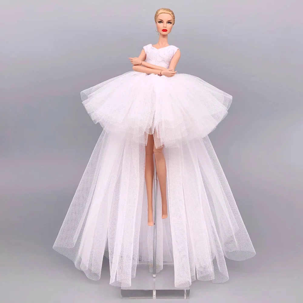 Kép /_images_/Divat-eredeti-elegáns-lady-esküvői-ruha-barbie-baba/5_276.jpeg